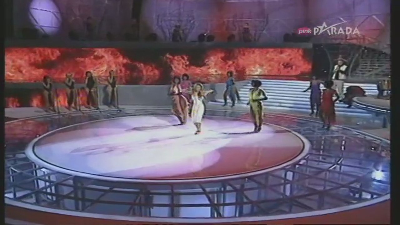 Mina Kostic - Muziku pojacaj (Grand show 2005)