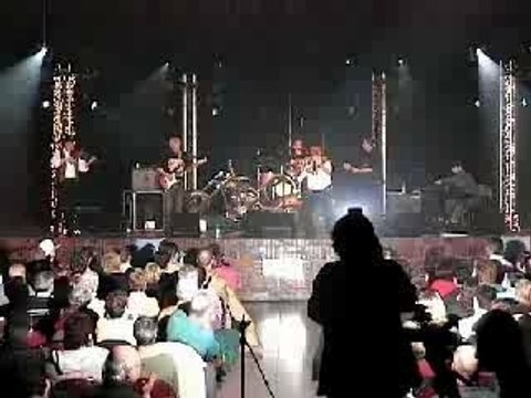 Freddy Della en concert à Clermont dans l'oise