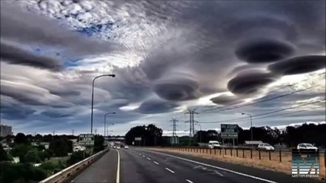 Strange Lenticular Clouds UFO