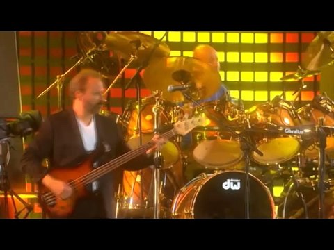 Genesis - Land Of Confusion - From When in Rome 2007 DVD