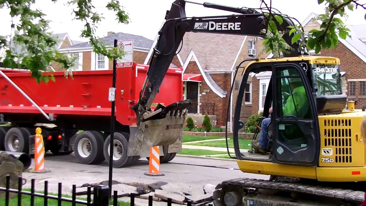 Utility Work: Road Construction 2 [7:40 A.M.]