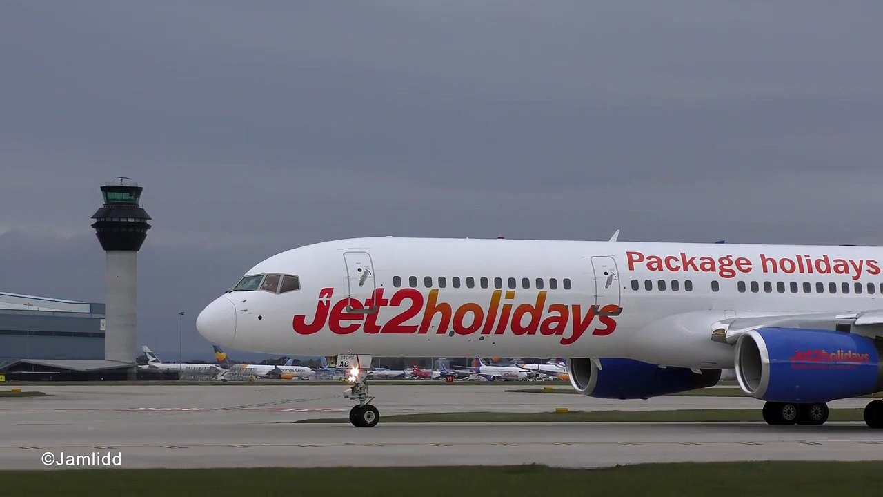 (4K) 8 Close Up Takeoffs & Landings - 787, A380, 777, A330, 757, 737, A320 Manchester Airport