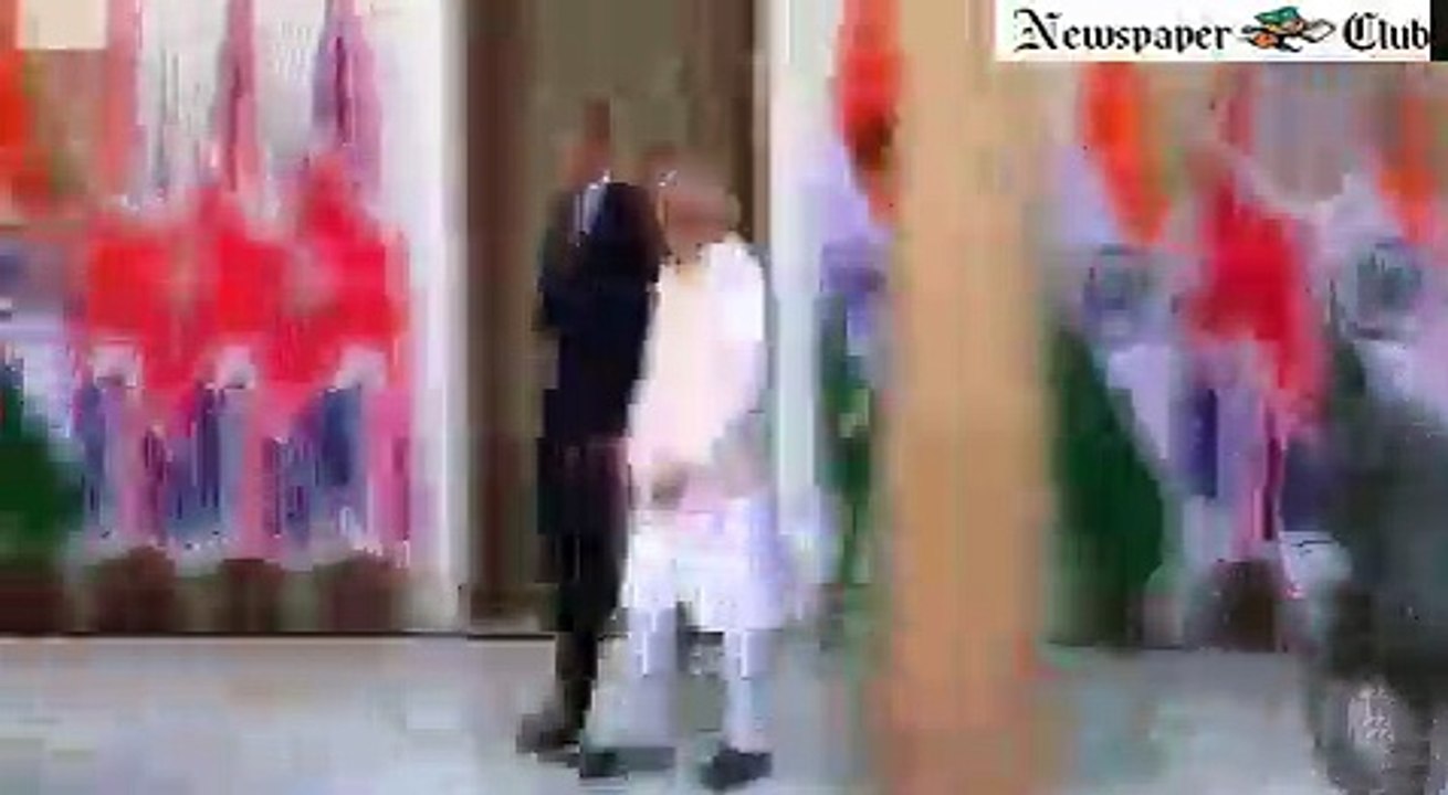 Modi's Powerful Handshake With Prince William