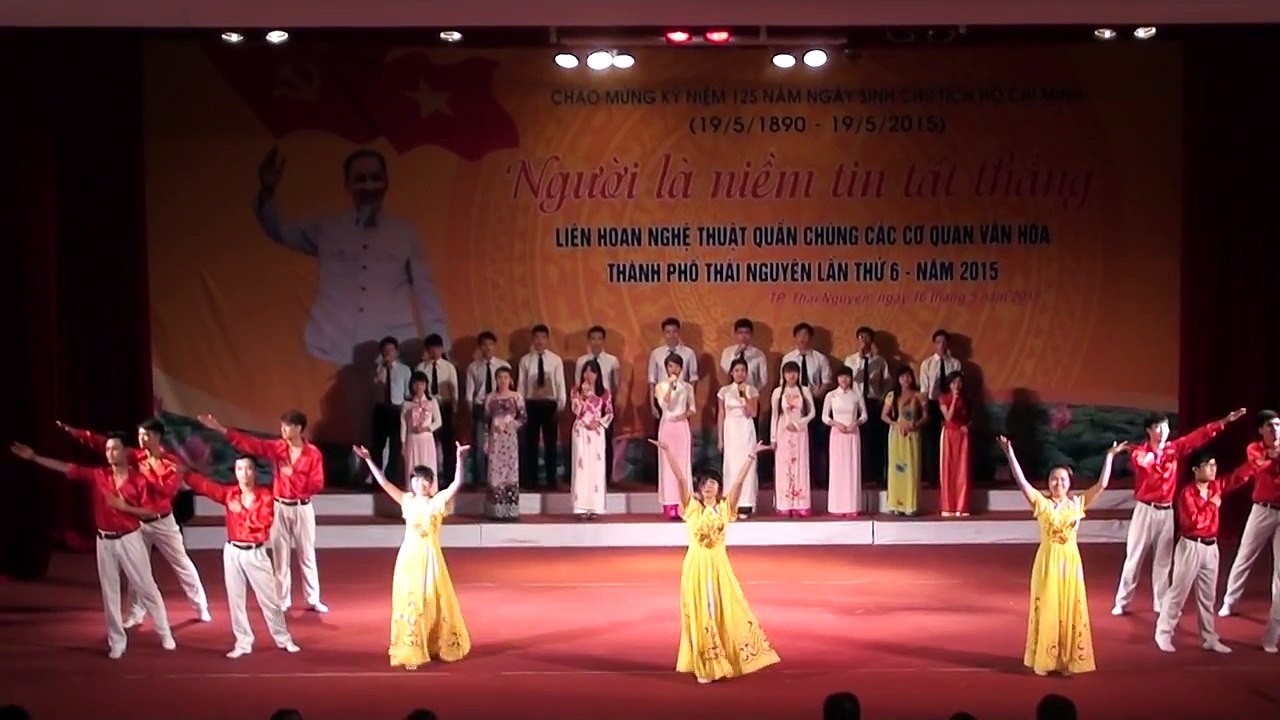 Việt Nam ơi mùa xuân đến rồi