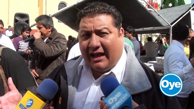 CON MUJERES Y SUS CHICHIS AL AIRE, PERREDISTAS RECHAZAN LA REFORMA ENERGÉTICA