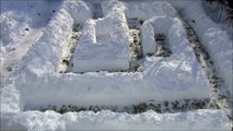 Pug Snow Maze(Wrinkles the Pug races through backyard snow maze)