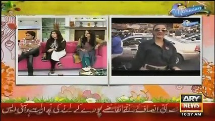 See What Happened When Beautiful Female Police Come On The Road