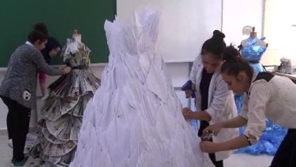 Çöp Poşetinden Çanta, Gazete Kağıdından Gelinlik