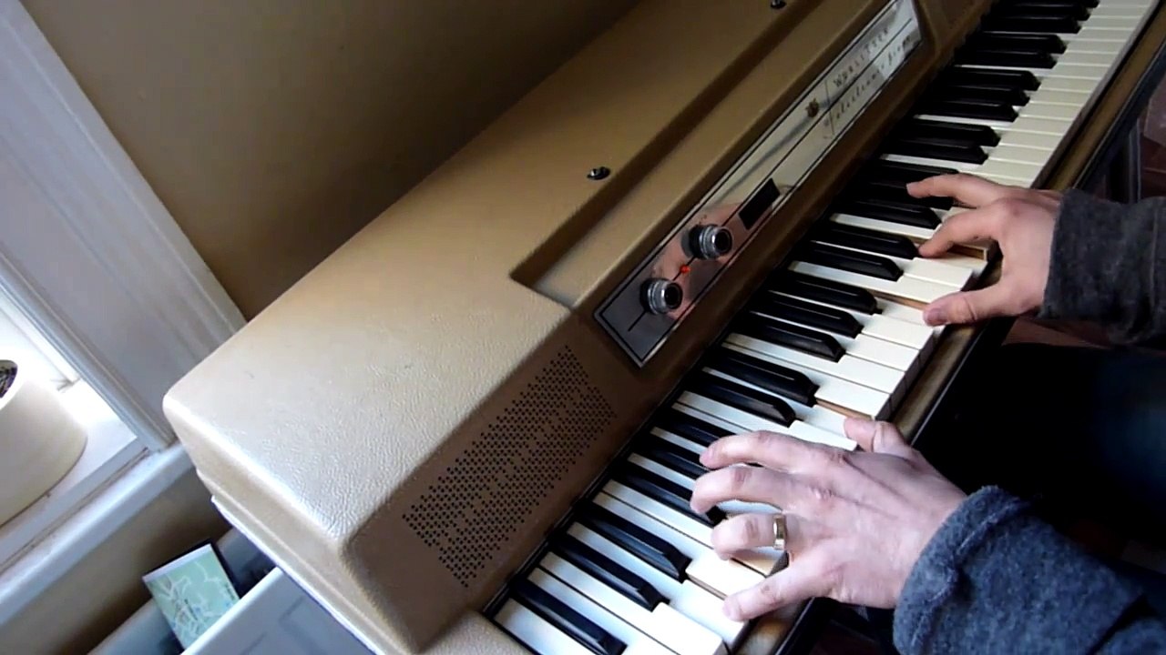 Level 42s Lessons In Love on Wurlitzer electric piano