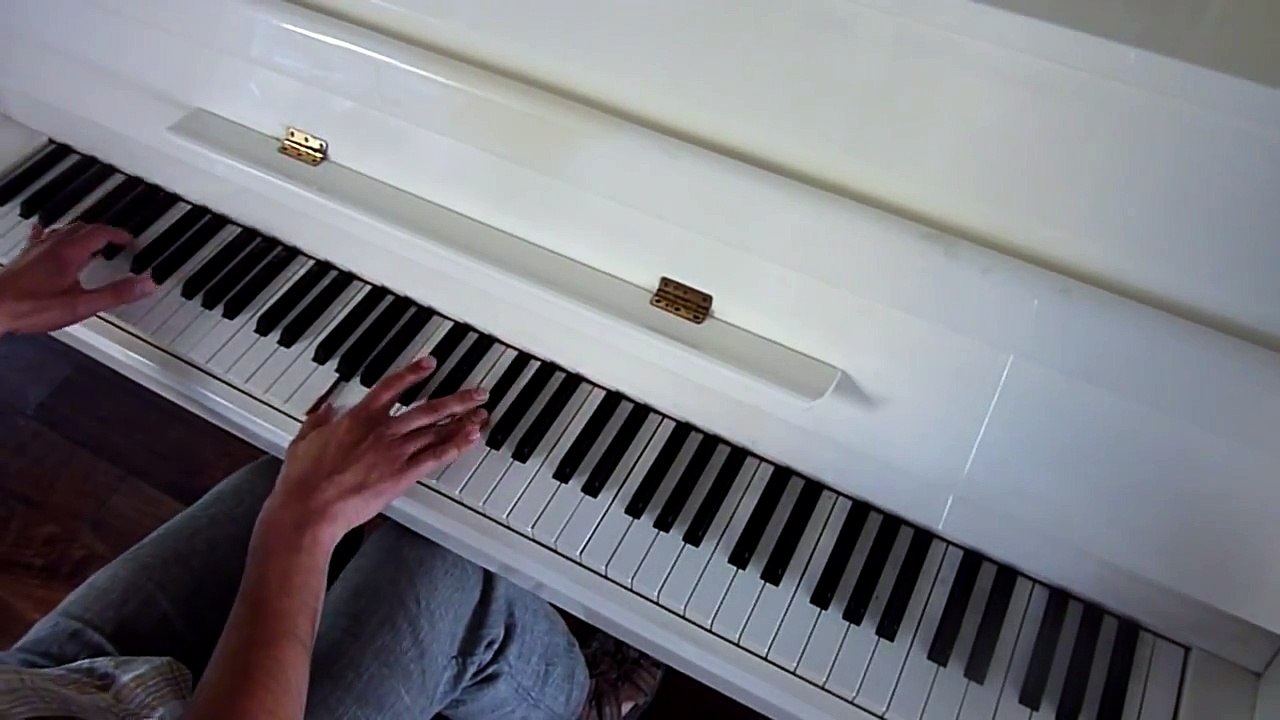 Depeche Modes Personal Jesus for solo piano