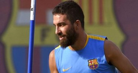 Arda Turan, Antrenmanda Arkadaşlarından Dayak Yedi