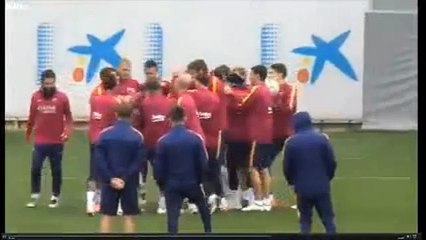 Arda Turan yine dayak yedi!