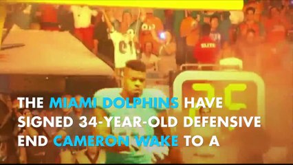 Cameron Wake signs two-year, $15M extension with Dolphins