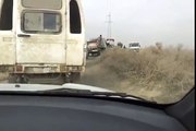 اجبار المدنيين اختيارهم الطرق الوعرة في تنقلهم من الريف الدمشقي إلى مدينة دمشق بسبب إغلاق الطريق الرئيسي من قبل عصابات الأمن و الشبيحة