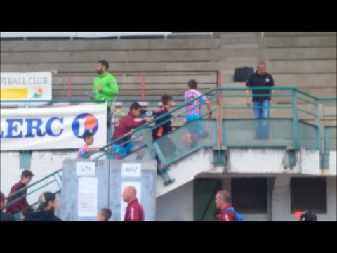 Les U11 reçoivent le trophée des vainqueurs à Limoux