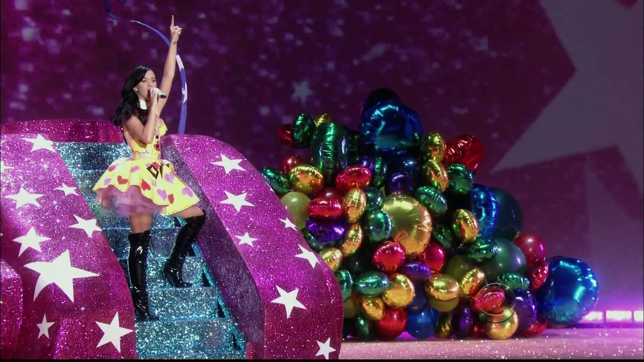 Katy Perry Medley @ Victoria's Secret Fashion Show 2010