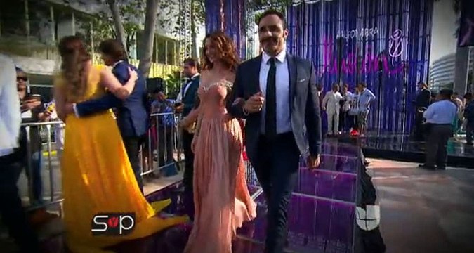 Alfombra Premios Tvynovelas 2016 Susana González y Marcos Montero