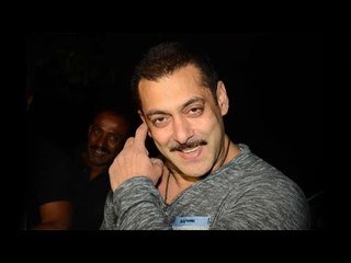 Salman Says He is Just 18 Years Old On His 50th Birthday