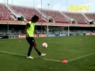 Ping pong à la Ronaldinho