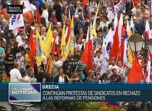 Griegos rechazan recortes del Estado a sus beneficios sociales