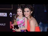 CUTE Harshali Malhotra Wins Sony Star Guild Award For Bajrangi Bhaijaan