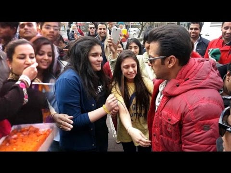 Salman Khan Birthday 2015: Crazy FANS Cry & Wish Sultan Happy 50th Birthday