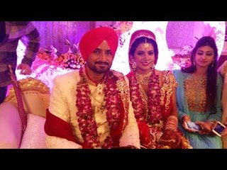 Harbhajan Singh's 2nd WEDDING Reception Bash | Dhoni, Virat Kohli, Shahrukh, Salman