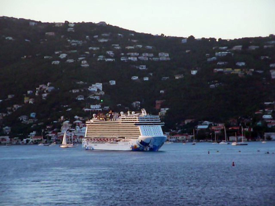 ST. THOMAS 052 P1080322