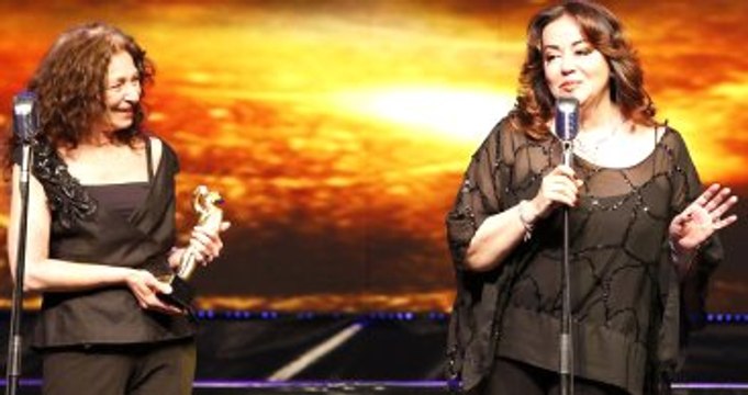 Oya Aydoğan Yoğun Bakımda, Hayati Tehlikeyi Atlattı