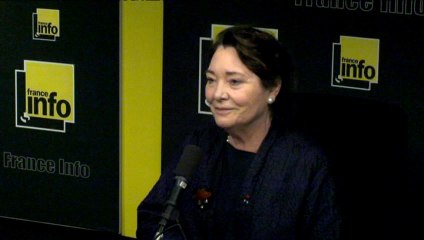 "Des chauves-souris, des singes et des hommes" (Éd. Gallimard)