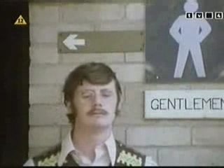 Monty Python - Skecz o celniku