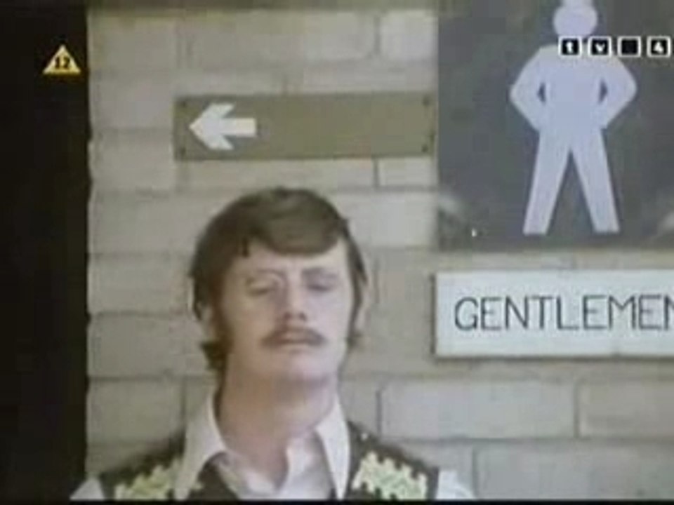Monty Python - Skecz o celniku