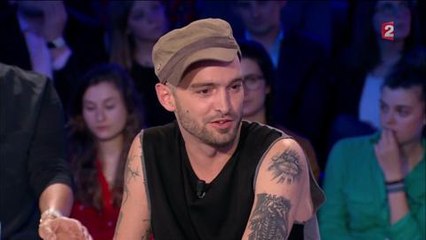 "ONPC" : Soan ne se drogue plus depuis qu'il est "amoureux" (Vidéo)