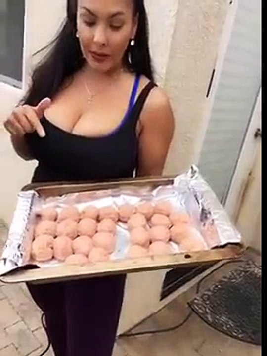 Mariza Villarreal Smoked Turkey Meatballs