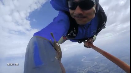 Partie de Quidditch en chute libre par ces parachutistes fous !