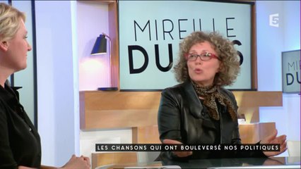 Mireille Dumas, politique et chanson - C à vous - 06/05/2016
