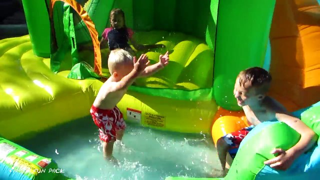 Little Tikes 2-in-1 Wet n Dry Waterslide and Bouncer Inflatable Playhouse