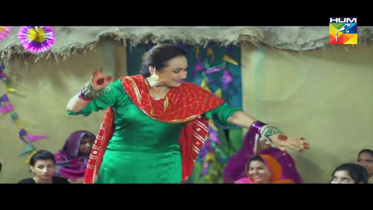 Bushra Ansari Punjabi Dance on Kukra Dhammi Dia