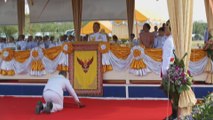 La Ceremonia Real del Arado vaticina lluvias, arroz y maíz en Tailandia