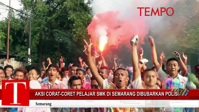 Aksi Corat-Coret Siswa SMK Dibubarkan Polisi