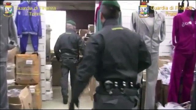 Torino - frode milionaria nel settore abbigliamento: 30 denunciati