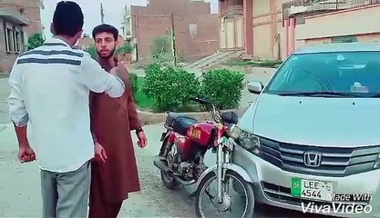 Burger boys ka pretend krnay ka style