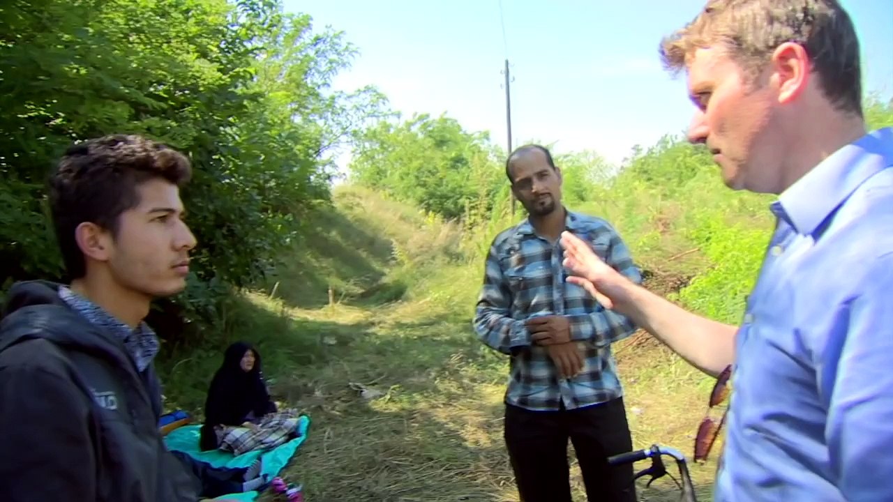 Refugee wheeled grandmother from Afghanistan to Hungary - BBC News