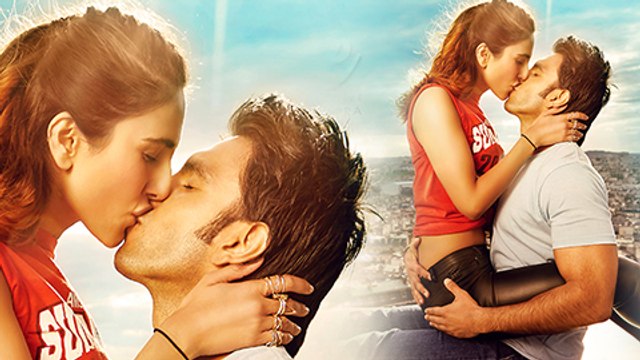 Ranveer Singh - Vaani Kapoor PASSIONATE KISS In Befikre