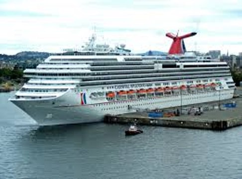 Carnival Pride Cruise Ship Line Crashes into Dock While Docking 2016