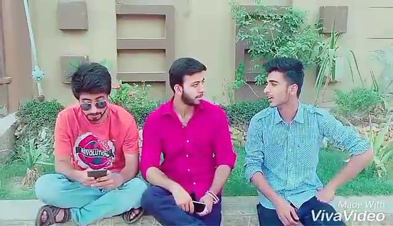 Kanjoos Dost