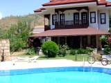 Antalya Kemerde Türk mimari özelliklerini taşıyan satılık villa