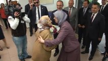 Ramazanoğlu Dizi Oyuncularıyla Huzurevini Ziyaret Etti