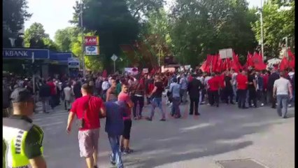 Protestat-Keshilli Opozitar