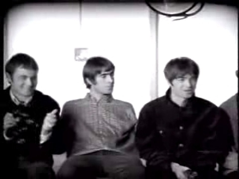 Oasis wonderwall clip